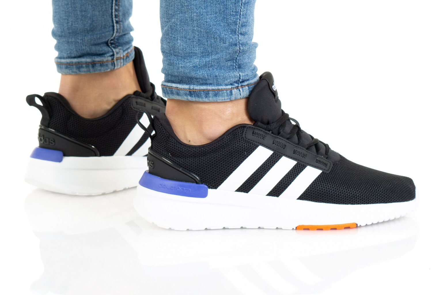 Naiste jalatsid Adidas Racer Tr21 KW GZ9127, mustad hind ja info | Naiste spordi- ja vabaajajalatsid | kaup24.ee