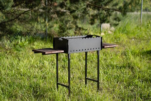 Klassikaline grill 540х290, riiulitega цена и информация | Мангалы | kaup24.ee