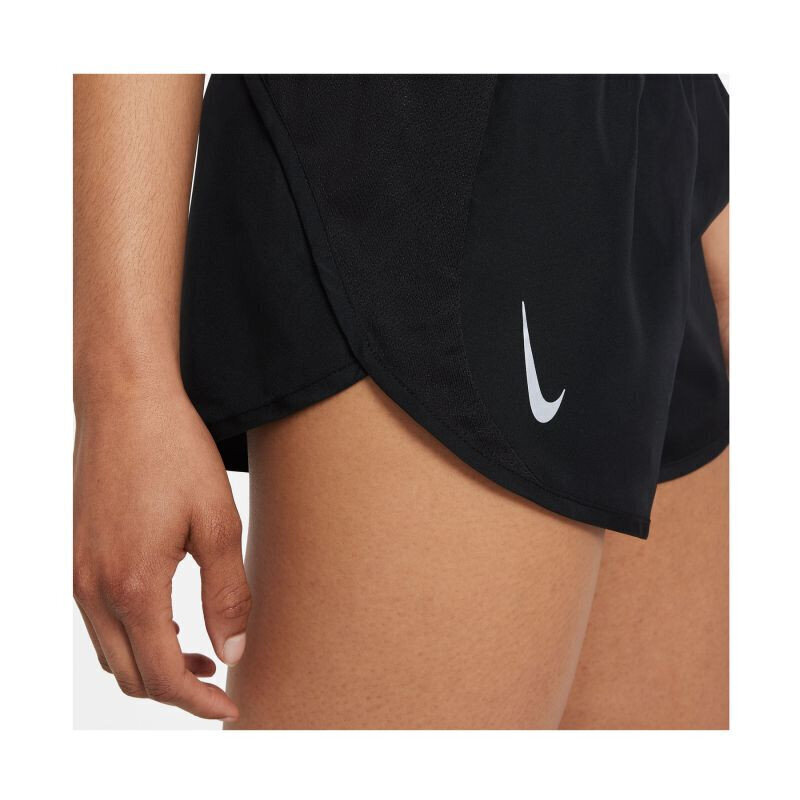 Naiste lühikesed püksid Nike Dri Fit Tempo Race W DD5935010, mustad цена и информация | Naiste spordiriided | kaup24.ee