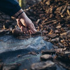 Шпилька металлический оцинкованный в форме буквы 