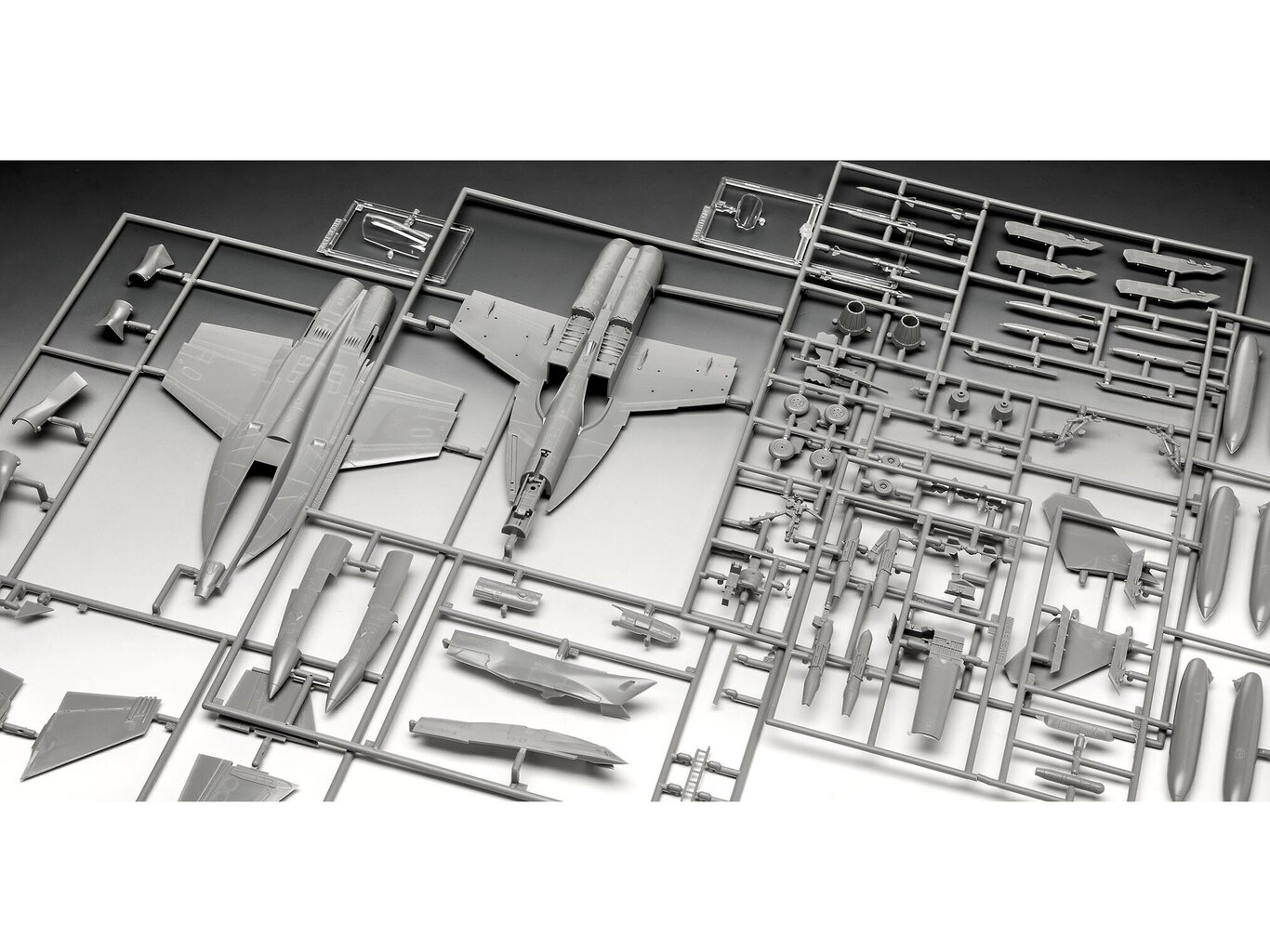 Revell mudelikomplekt - F/A-18F Super Hornet Model Set, 1/72, 63834 цена и информация | Klotsid ja konstruktorid | kaup24.ee