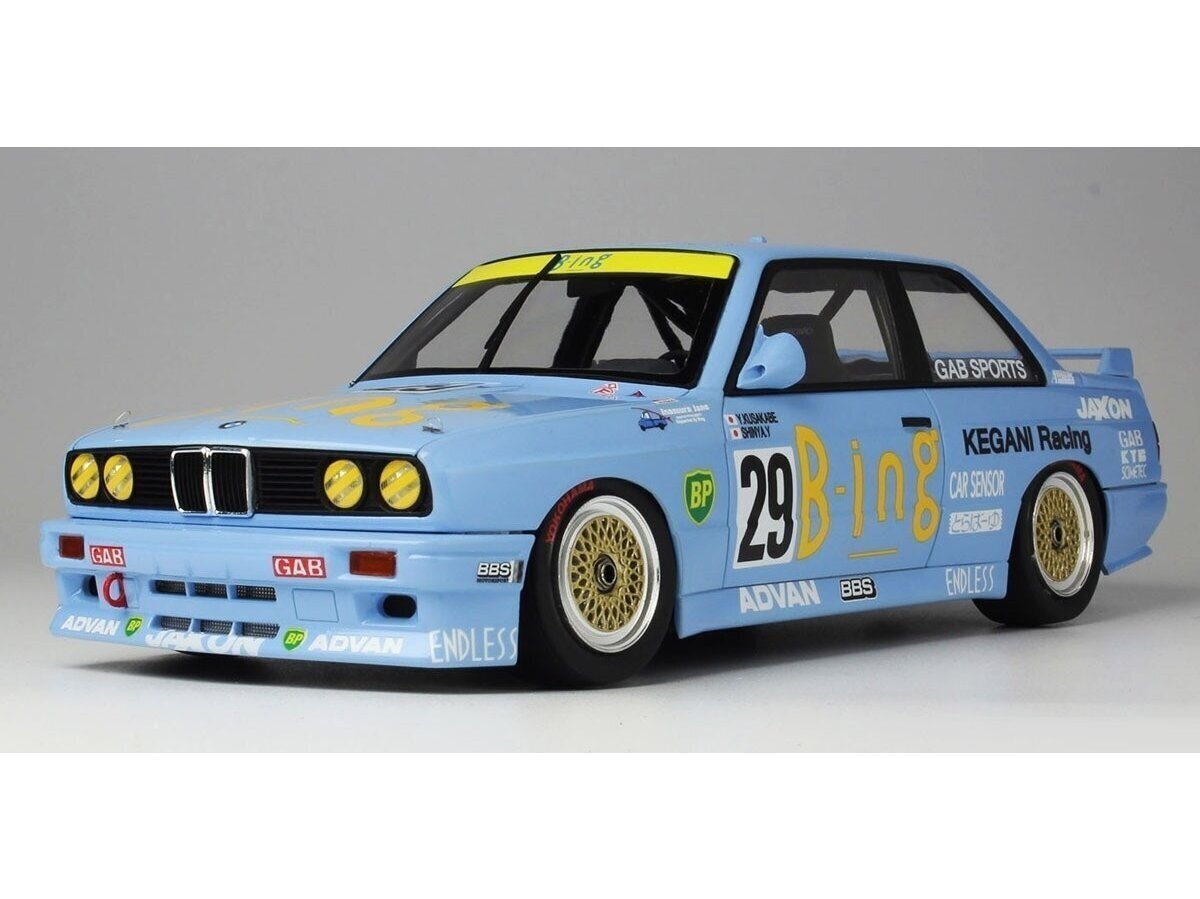 NuNu mudelikomplekt - BMW M3 E30 Gr.A 1990 Inter TEC Class Winner In Fuji Speedway, 1/24. 24019 hind ja info | Klotsid ja konstruktorid | kaup24.ee