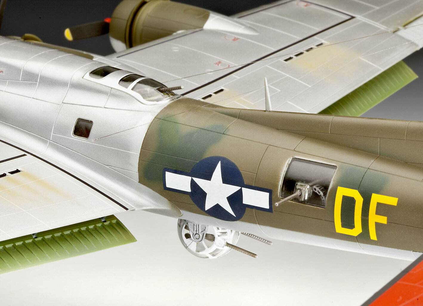 Plastikust kokkupandav mudel B-17 Flying Fortress 1:72 цена и информация | Klotsid ja konstruktorid | kaup24.ee