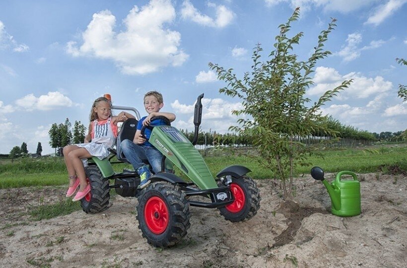 Pedaalidega kart BERG XL New Holland BFR-3 цена и информация | Poiste mänguasjad | kaup24.ee
