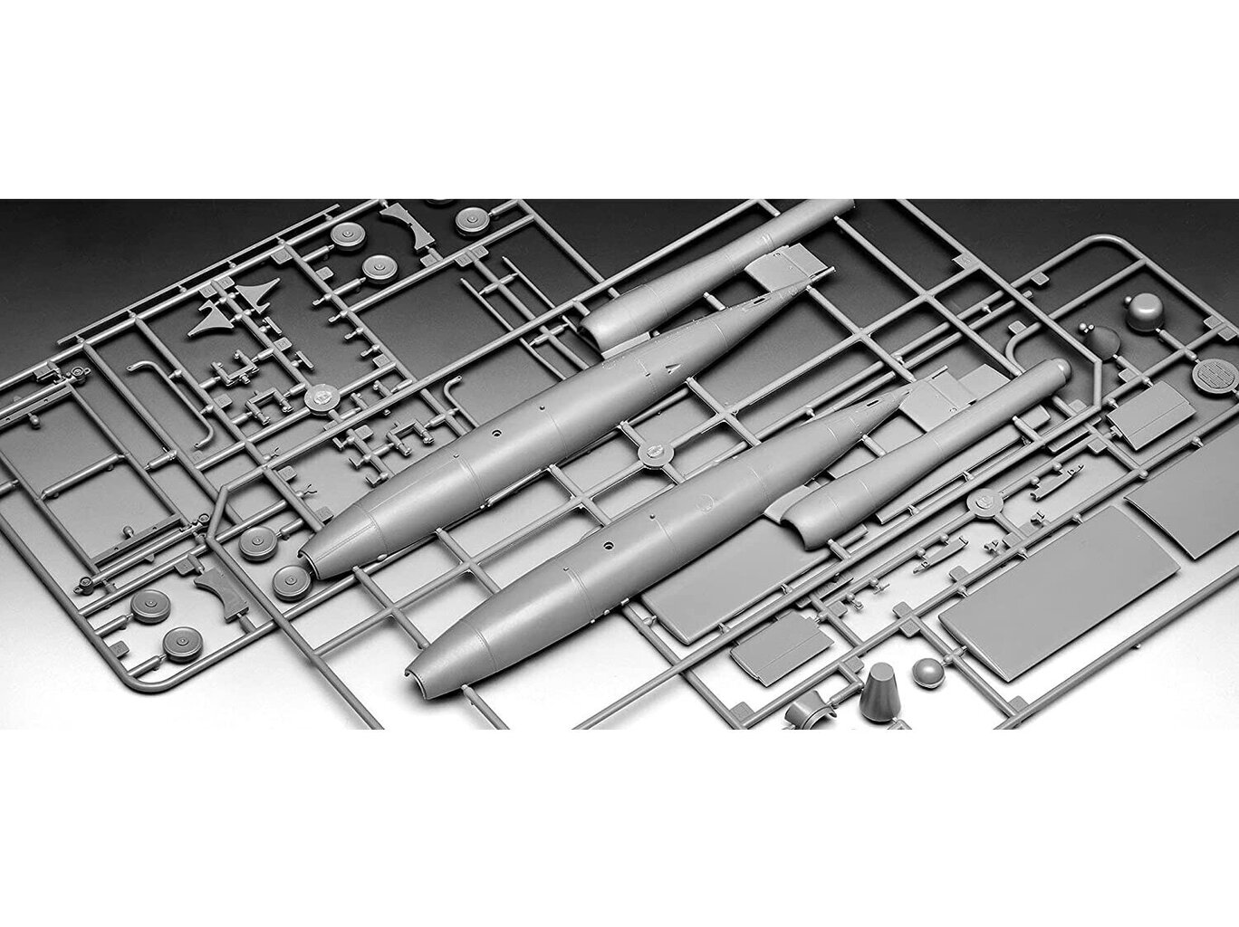 Revell - Fieseler Fi 103 A/B (V-1), 1/32, 03861 цена и информация | Klotsid ja konstruktorid | kaup24.ee