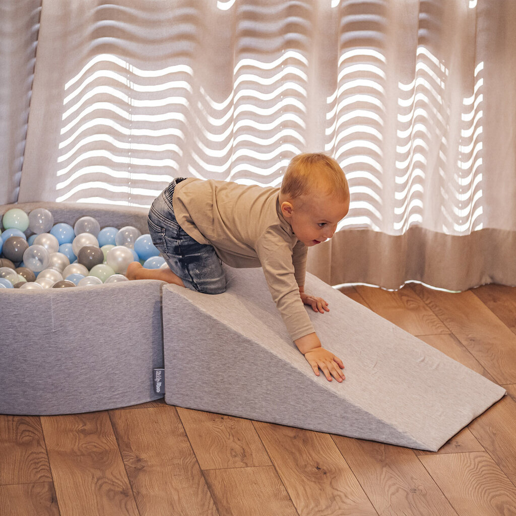 Kiddymoon Vahtplastist Mänguväljak Lastele Ümmarguse Pallimerega (200 Palli), Kolmnurk, helehall:valge/hall/münt цена и информация | Imikute mänguasjad | kaup24.ee