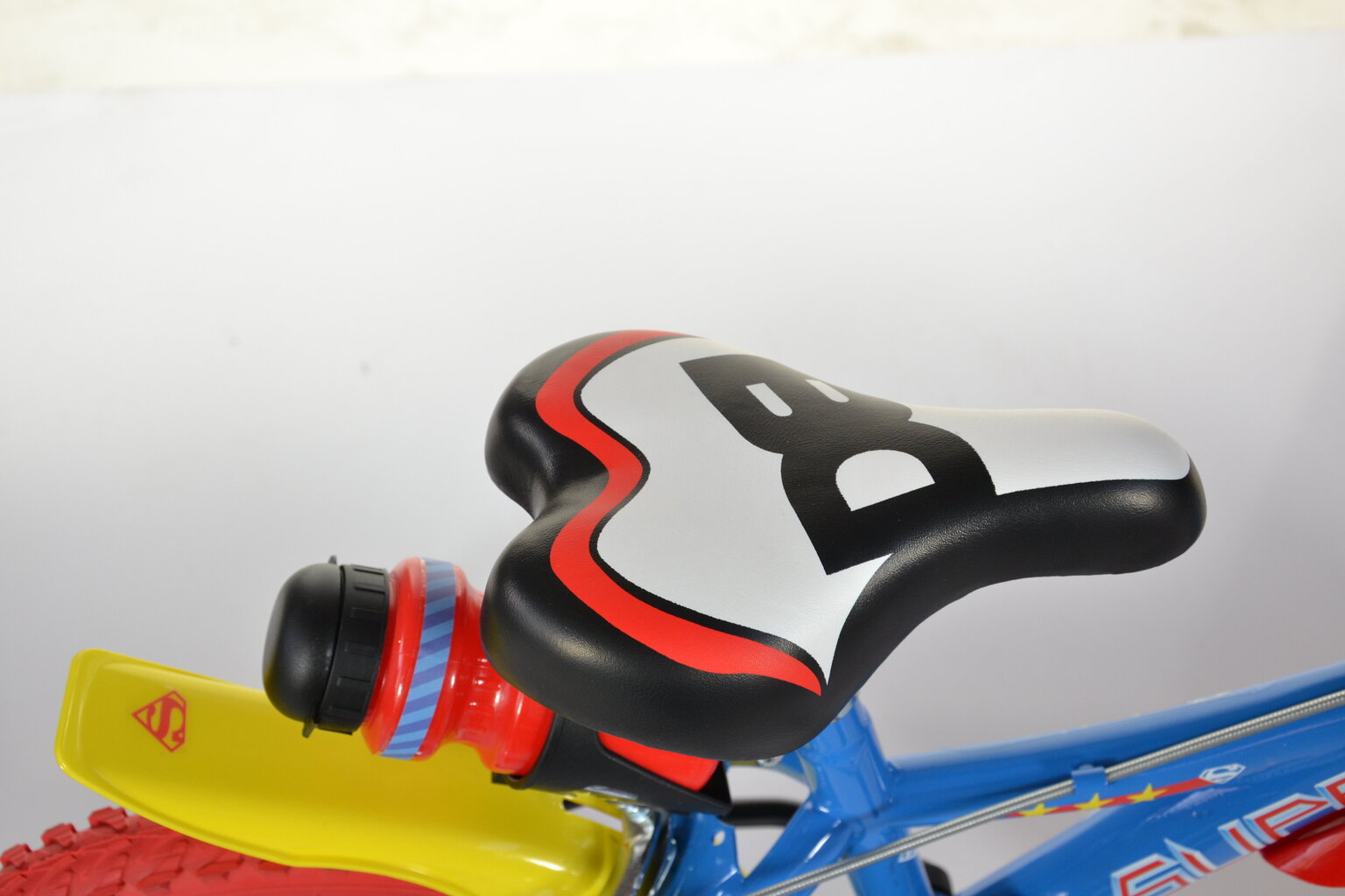 Jalgratas lastele Dino bikes Superman 16", sinine/punane/kollane hind ja info | Jalgrattad | kaup24.ee