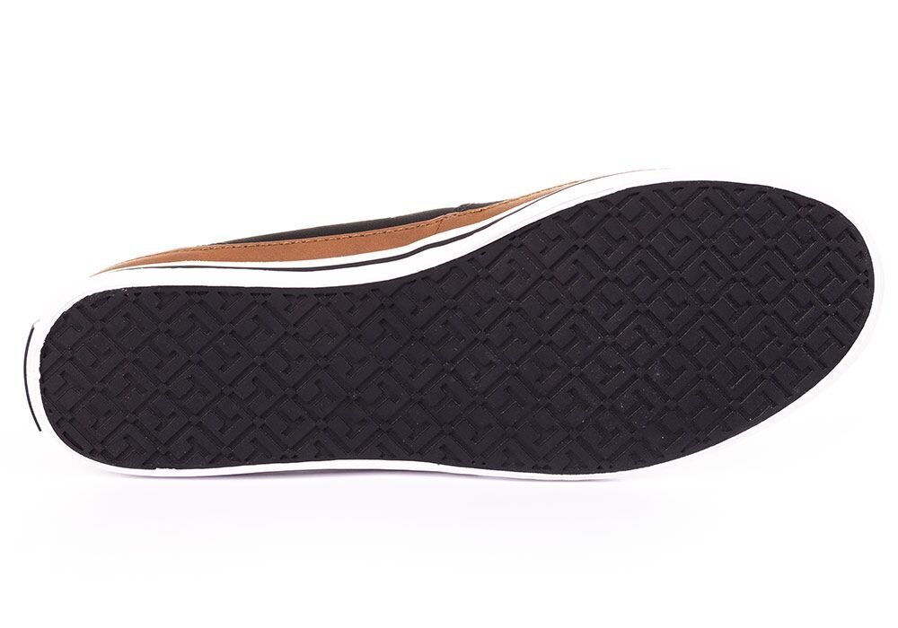 Naiste jalatsid Tommy Hilfiger ICONIC KESHA SLIP ON BLACK FW0FW01656 990 25545 цена и информация | Naiste spordi- ja vabaajajalatsid | kaup24.ee