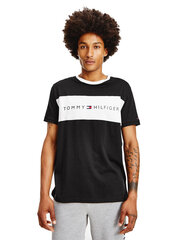 TOMMY HILFIGER meeste T-särk T-SHIRT CN SS TEE LOGO FLAG, must UM0UM01170 DYE 42432 цена и информация | Мужские футболки | kaup24.ee