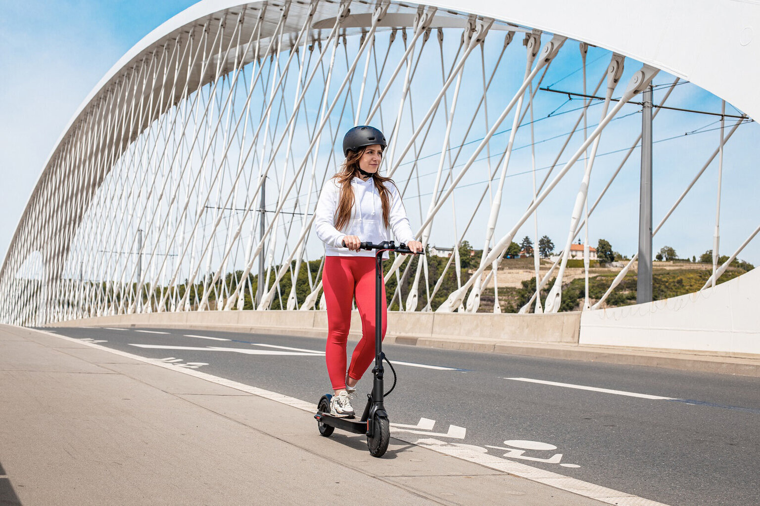 Elektritõukeratas Sencor SCOOTER ONE, 25 km, APP control, 25 km/h hind ja info | Elektritõukerattad | kaup24.ee