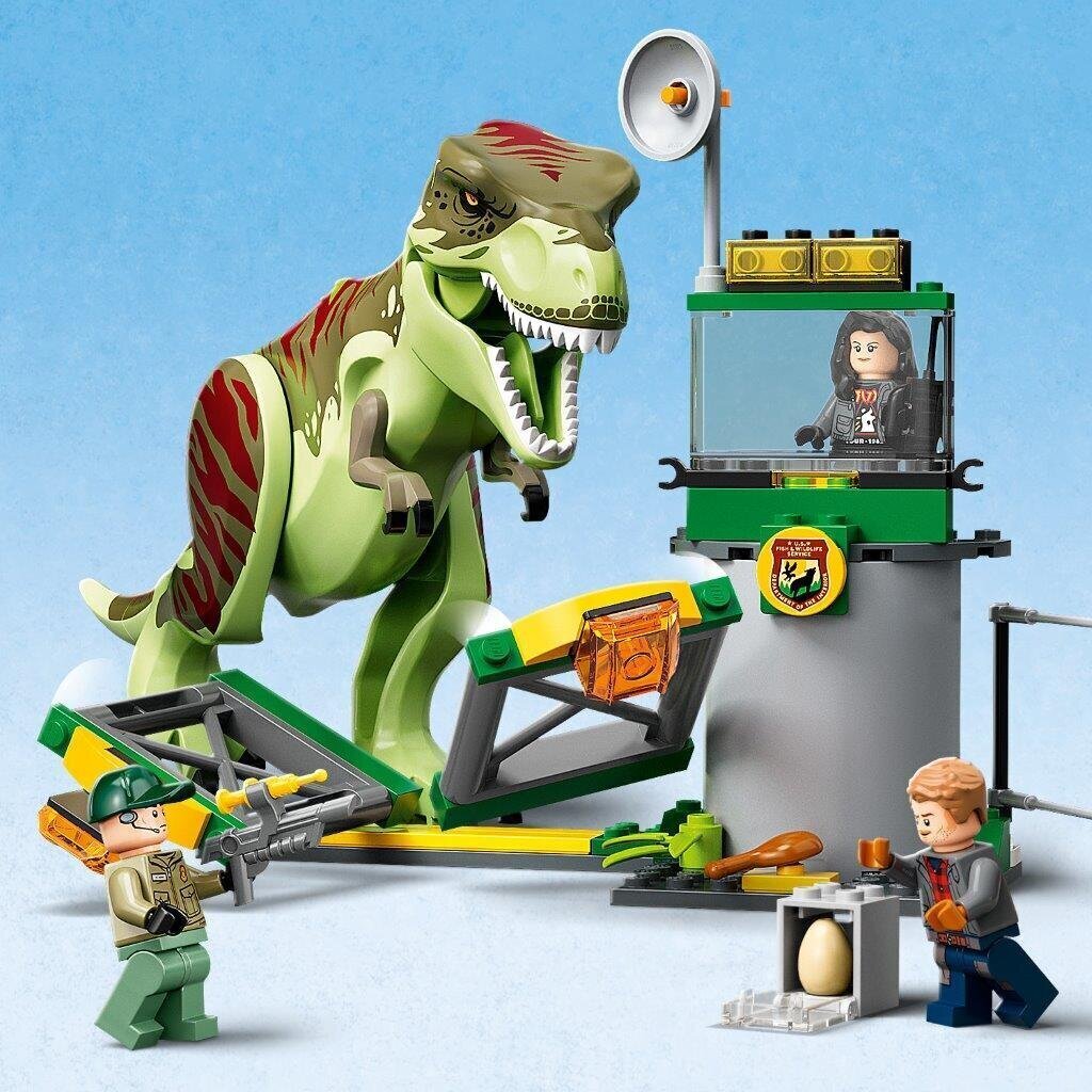 76944 LEGO® Jurassic World Dinosaurus türannosauruse põgenemine hind ja info | Klotsid ja konstruktorid | kaup24.ee