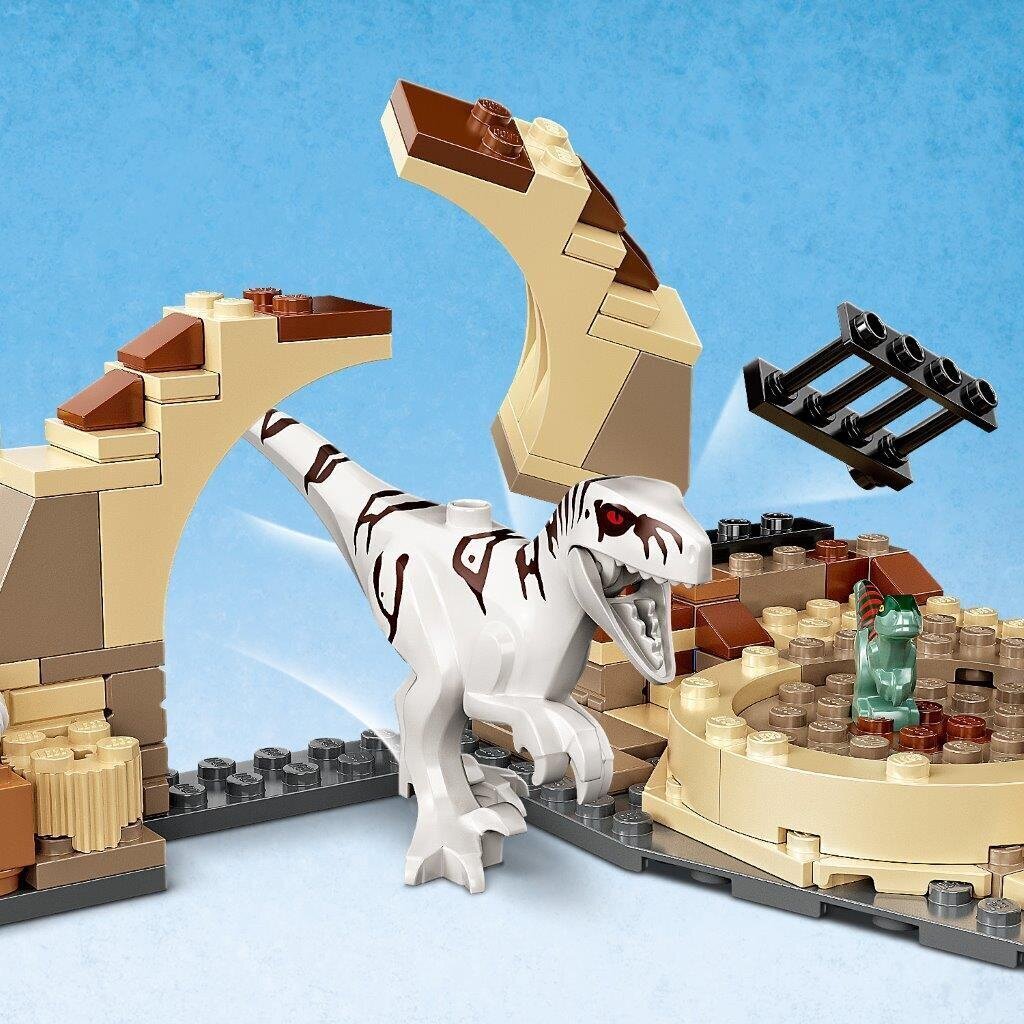 76945 LEGO® Jurassic World Dinosauruse atroraptori jälitamine mootorrattaga цена и информация | Klotsid ja konstruktorid | kaup24.ee