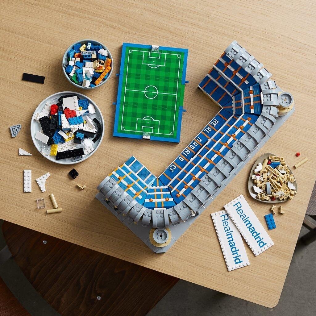 10299 LEGO® ICONS „Real Madrid“ staadion – Santiago Bernabéu hind ja info | Klotsid ja konstruktorid | kaup24.ee