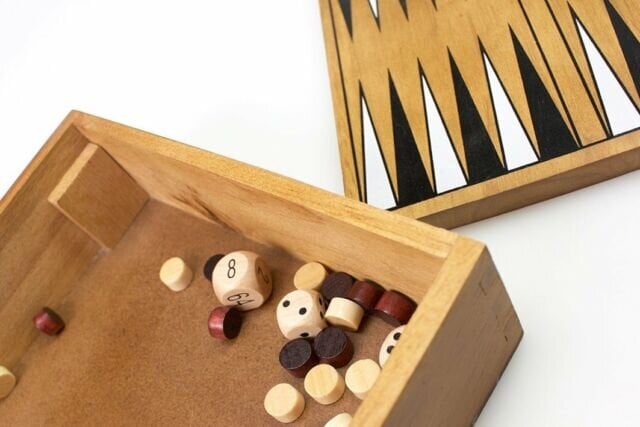 Lauamäng Backgammon hind ja info | Lauamängud ja mõistatused | kaup24.ee