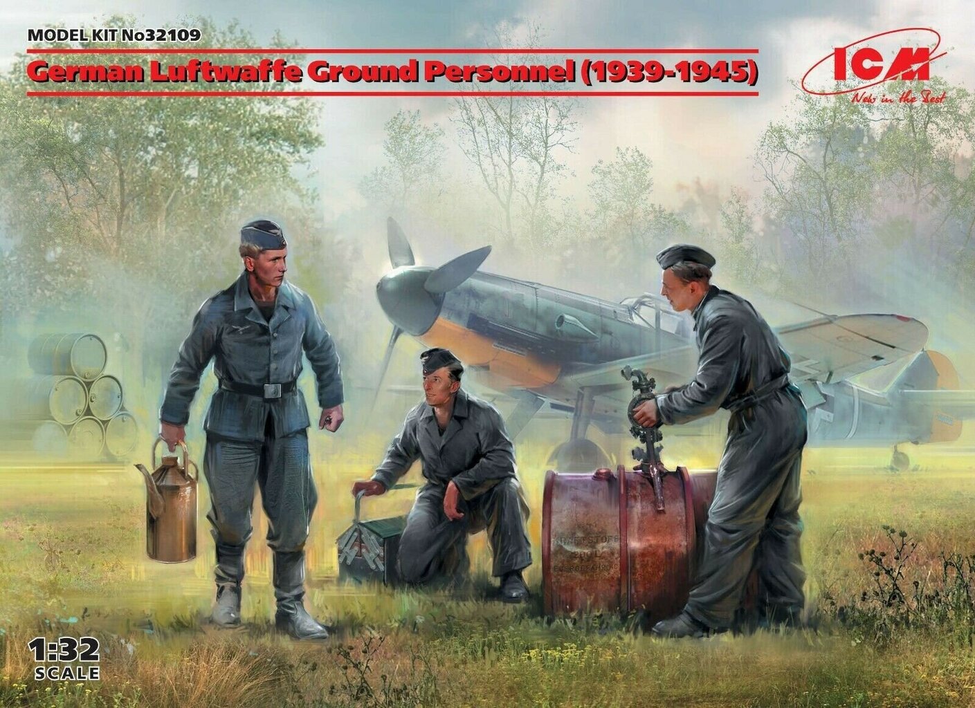 Kokkupandav mudel ICM 32109 German Luftwaffe Ground Personnel (1939-1945) (3 figures) 1/32 цена и информация | Liimitavad mudelid | kaup24.ee