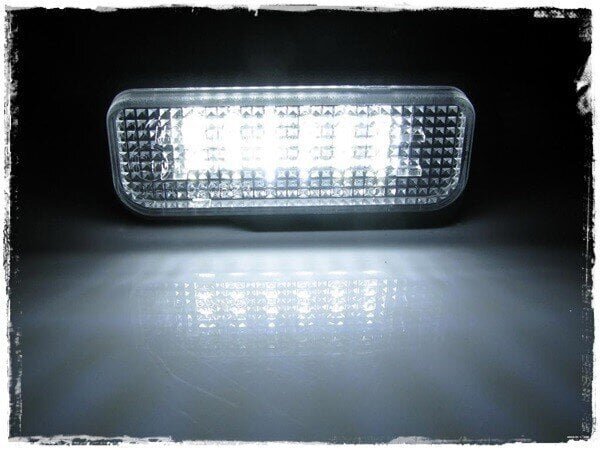 LED numbrimärgi valgustus 6000K Mercedes W203, W211, W219, R171 hind ja info | Autopirnid | kaup24.ee