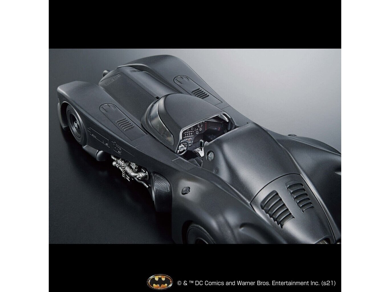 Bandai - Batmobile (Batman Ver.), 1/35, 62185 цена и информация | Klotsid ja konstruktorid | kaup24.ee