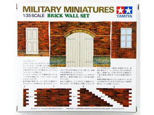  Сборная модель Tamiya - Brick Wall Set, 1/35, 35028 цена и информация | Конструкторы и кубики | kaup24.ee