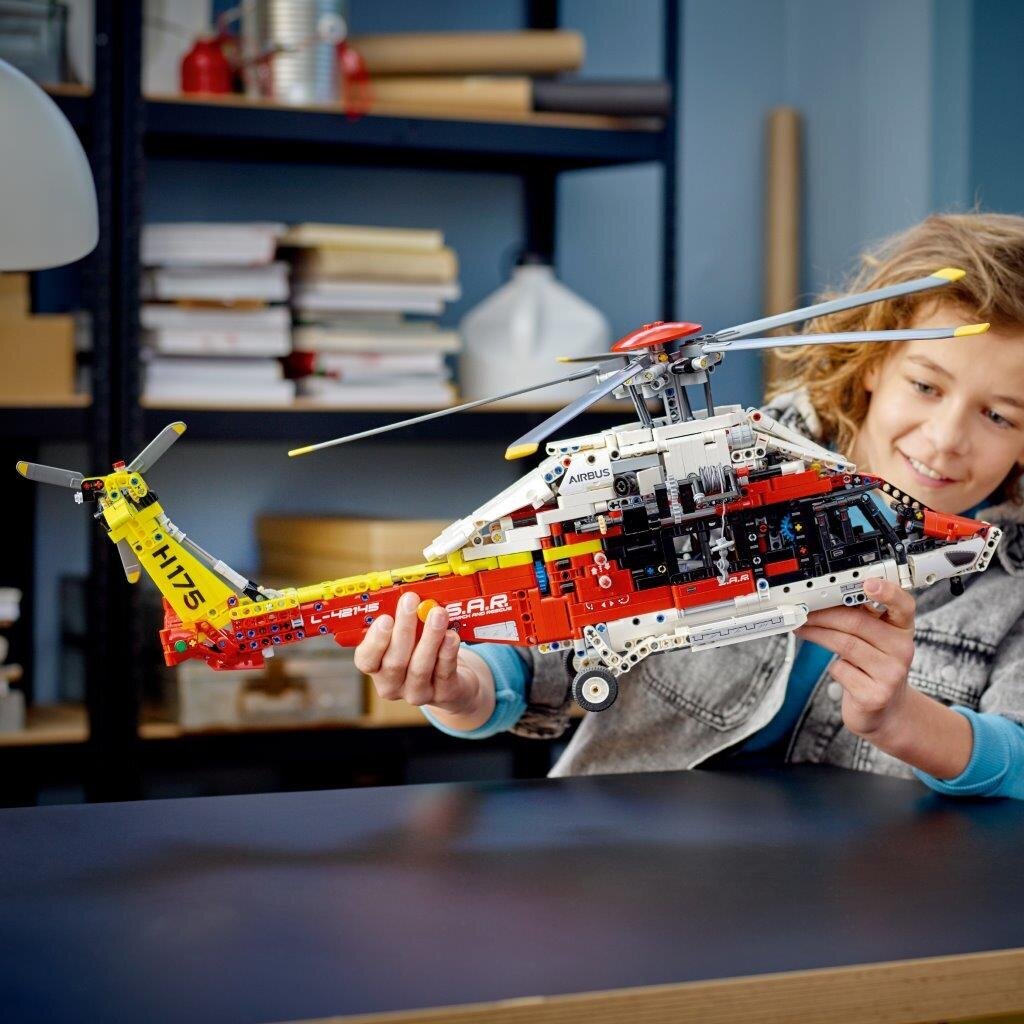 42145 LEGO® Technic„Airbus H175“ päästehelikopter hind ja info | Klotsid ja konstruktorid | kaup24.ee