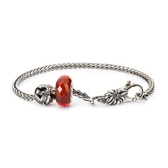 Подарочный набор ароматов Trollbeads "Амбиция" с браслетом "Пуансеттия" цена и информация | Комплект украшений Inca Сердце Единорог (5 pcs) | kaup24.ee