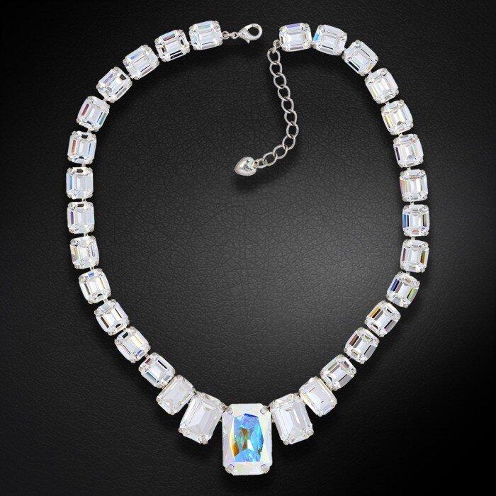 Naiste kaelakee Diamond Sky „Modern“ koos Swarovski kristallidega DS00N092 hind ja info | Kaelakeed | kaup24.ee