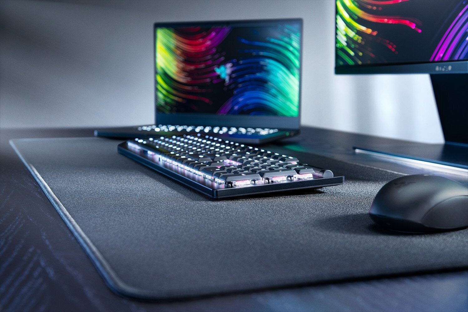 Razer Gaming Keyboard Deathstalker V2 Pro RGB LED light цена и информация | Klaviatuurid | kaup24.ee