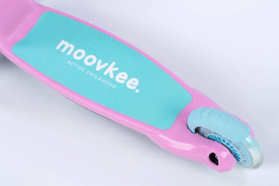 Kolmerattaline LED-skootter - Moovkee, roosa цена и информация | Tõukerattad | kaup24.ee