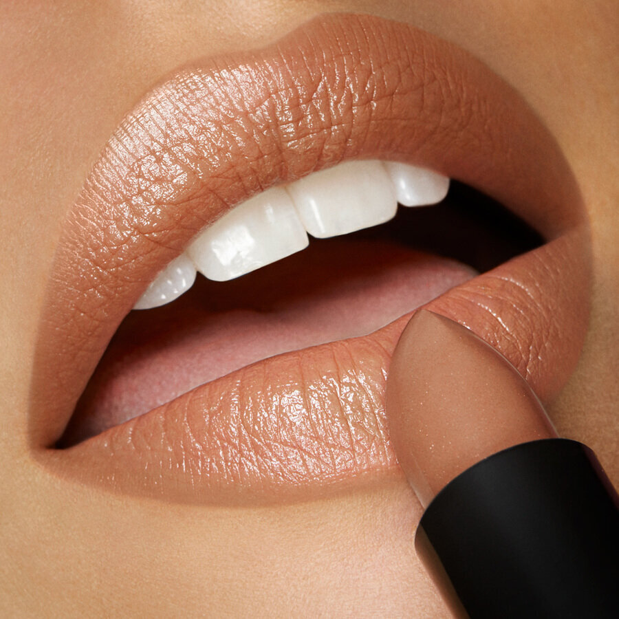 Toitev huulepulk Kiko Milano Smart Fusion Lipstick, 449 Latte цена и информация | Huulepulgad, -läiked, -palsamid, vaseliin | kaup24.ee