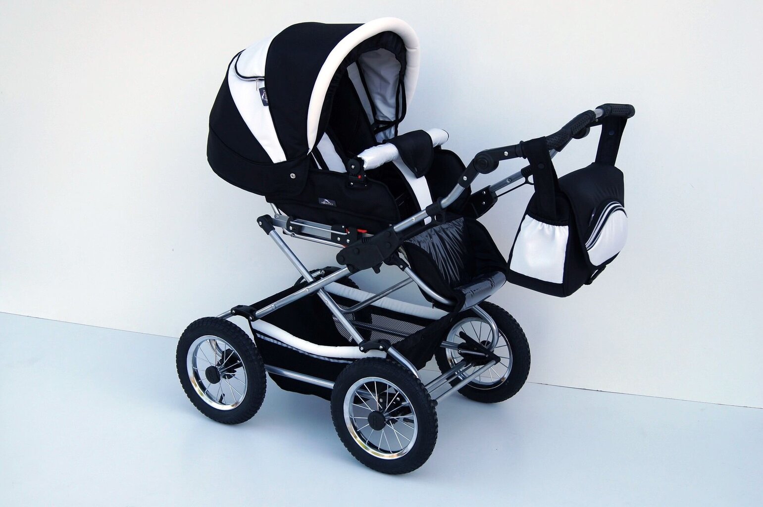 Jalutuskäru Fanari Baby Fashion 3in1 hind ja info | Vankrid, jalutuskärud | kaup24.ee