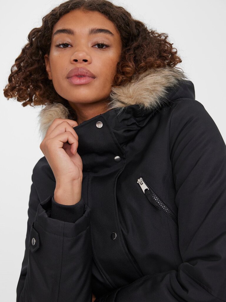 Vero Moda naiste parka 120g 10267006*02, must 5715309017332 цена и информация | Naiste joped ja parkad | kaup24.ee