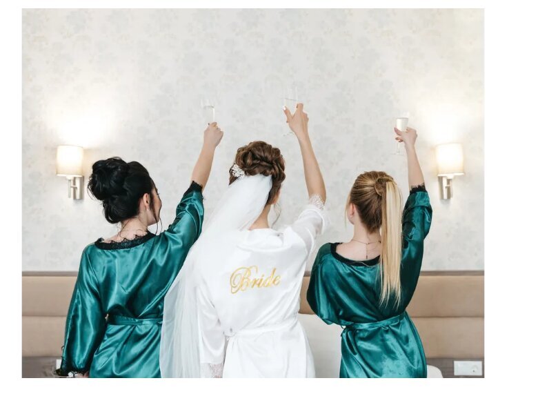 Naiste hommikumantel Bride valge цена и информация | Naiste hommikumantlid | kaup24.ee