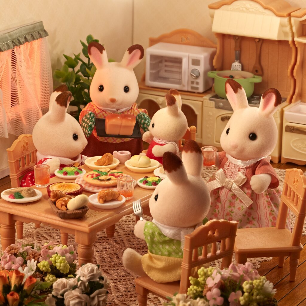 Küüliku perekond Sylvanian Families hind ja info | Tüdrukute mänguasjad | kaup24.ee