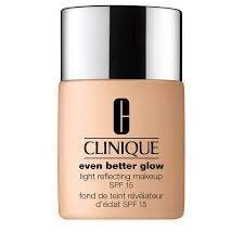 Основа для макияжа Clinique Even Better Glow Light Reflecting Makeup SPF15, CN74 Beige, 30 мл цена и информация | Пудры, базы под макияж | kaup24.ee