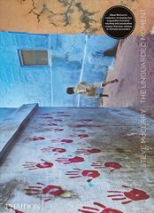 Steve McCurry: The Unguarded Moment цена и информация | Книги по фотографии | kaup24.ee