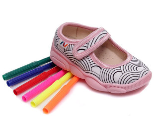 Тапочки для раскрашивания для девочек, радуга, Weestep цена и информация | Детские тапочки, домашняя обувь | kaup24.ee