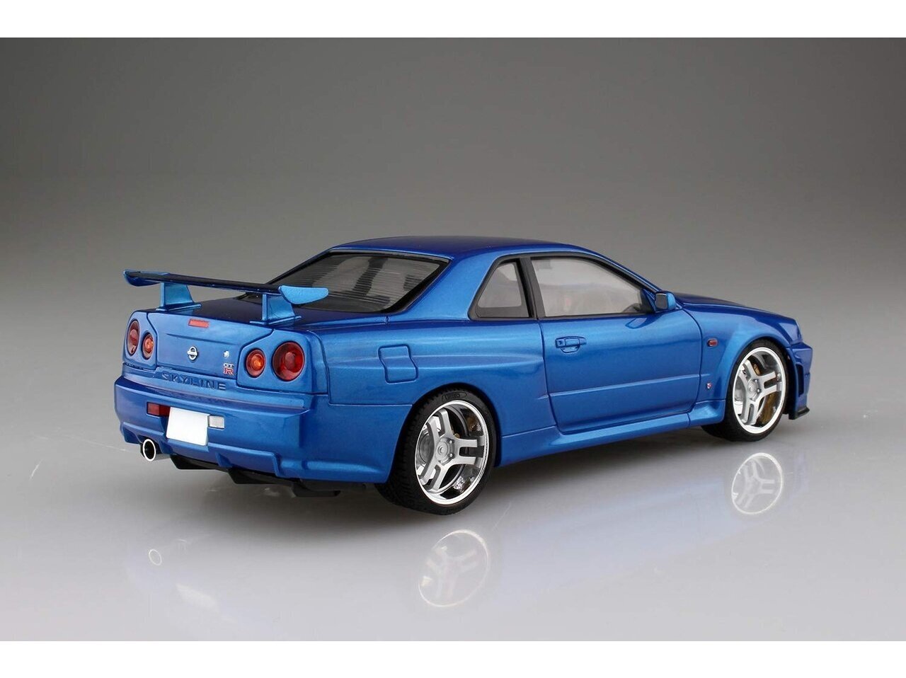 Aoshima - Initial D Kozo Hoshino BNR34 Nissan Skyline GT-R, 1/24, 05733 цена и информация | Klotsid ja konstruktorid | kaup24.ee