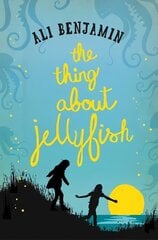 Thing about Jellyfish Main Market Ed. цена и информация | Книги для подростков и молодежи | kaup24.ee