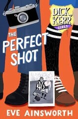 Perfect Shot: Dick, Kerr Girls цена и информация | Книги для подростков и молодежи | kaup24.ee