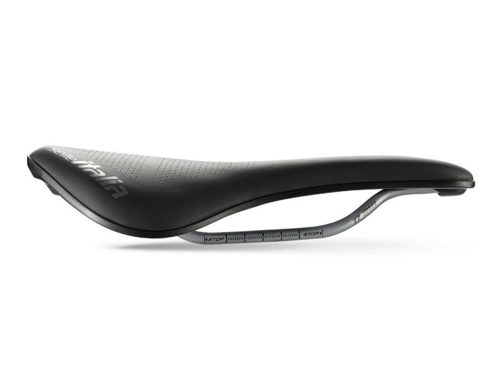 Jalgrattaiste Selle Italia Novus Evo Boost Superflow L, must hind ja info | Jalgratta sadulad ja sadulakatted | kaup24.ee