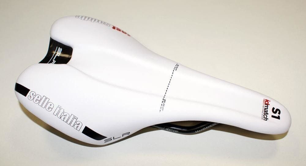 Jalgratta sadul Selle Italia SLR Boost TM S, valge hind ja info | Jalgratta sadulad ja sadulakatted | kaup24.ee