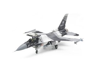Сборная модель Tamiya - F-16C/N "Aggressor/Adversary", 1/48, 61106 цена и информация | Конструкторы и кубики | kaup24.ee