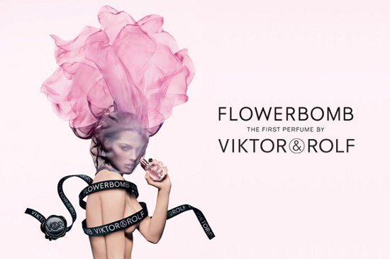 Komplekt Viktor & Rolf Flowerbomb: EDP naistele 30 ml + dušigeel 50 ml + kehakreem 40 ml цена и информация | Naiste parfüümid | kaup24.ee