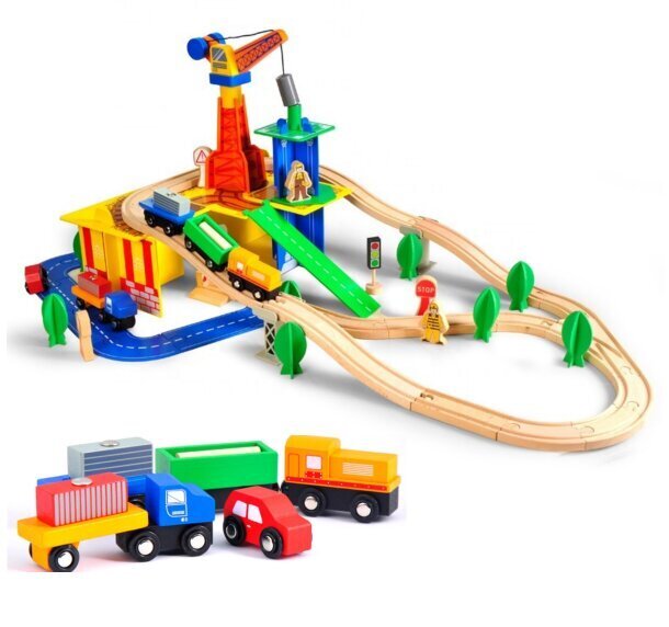 Puidust rongi- ja autorada koos kraana ja tarvikutega, 80 osa. цена и информация | Poiste mänguasjad | kaup24.ee