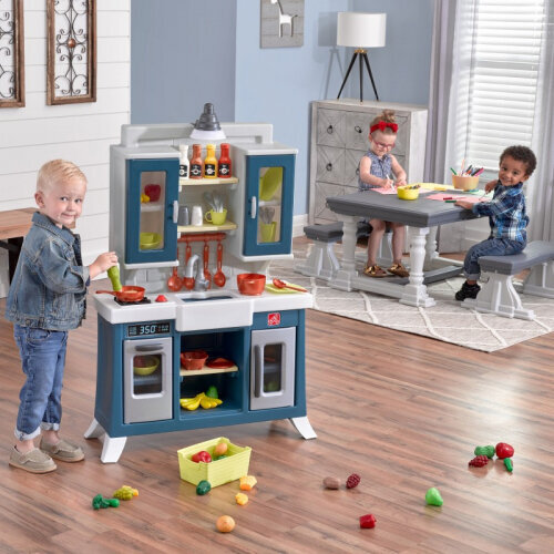 Step2 Modern Realistic Kitchen for Kids with Lots of Accessories hind ja info | Tüdrukute mänguasjad | kaup24.ee