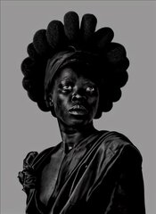 Zanele Muholi: Somnyama Ngonyama: Hail the Dark Lioness цена и информация | Книги по фотографии | kaup24.ee