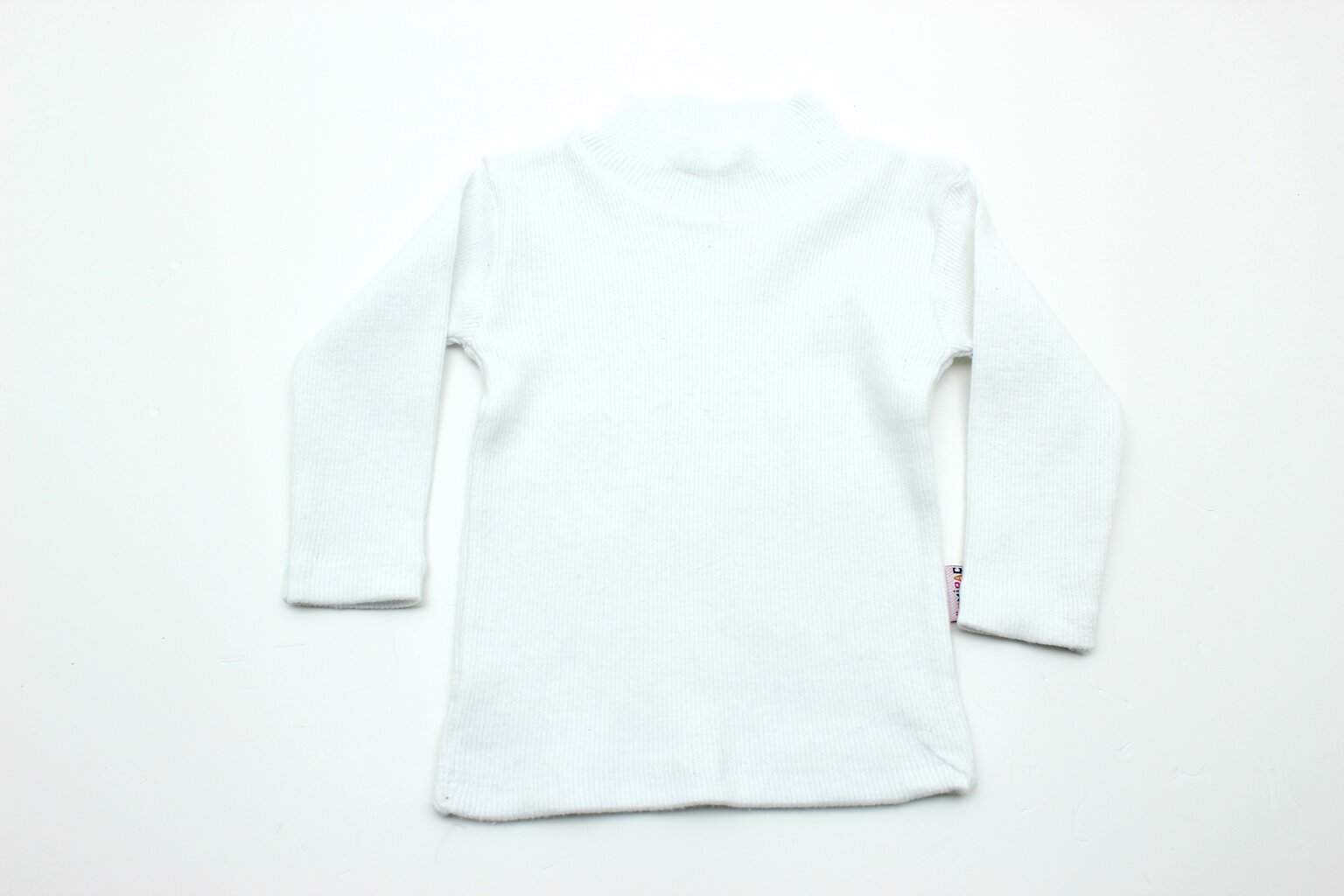 Laste kõrge kaelusega džemper, värvus valge цена и информация | Tüdrukute kampsunid, vestid ja jakid | kaup24.ee