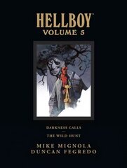 Hellboy Library Edition Volume 5: Darkness Calls And The Wild Hunt, Volume 5, Hellboy Library Edition Volume 5: Darkness Calls And The Wild Hunt Darkness Calls - the Wild Hunt цена и информация | Фантастика, фэнтези | kaup24.ee