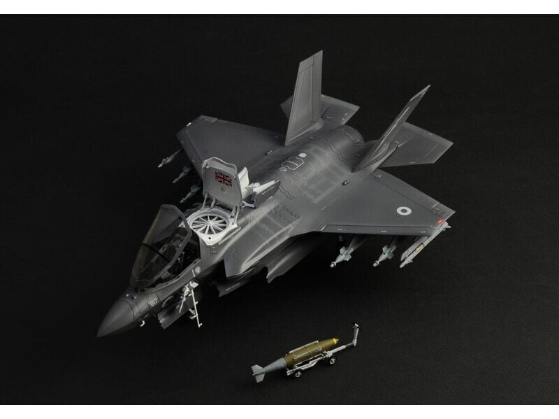 Italeri - Lockheed Martin F-35B Lightning II STOVL Version, 1/48, 2810 цена и информация | Klotsid ja konstruktorid | kaup24.ee