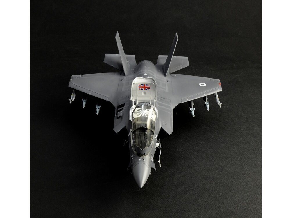 Italeri - Lockheed Martin F-35B Lightning II STOVL Version, 1/48, 2810 цена и информация | Klotsid ja konstruktorid | kaup24.ee