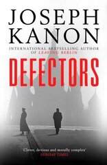 Defectors цена и информация | Фантастика, фэнтези | kaup24.ee